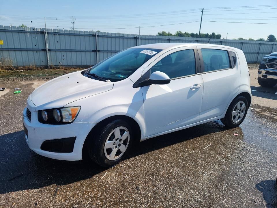 2016 CHEVROLET Sonic