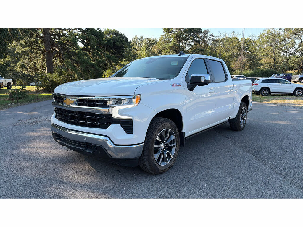 2024 CHEVROLET Silverado