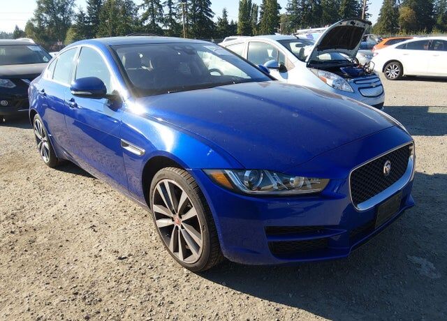 2017 JAGUAR XE