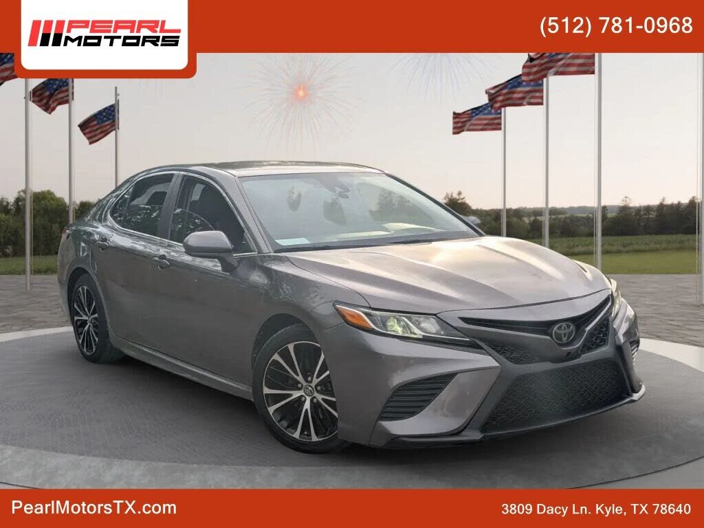 2018 TOYOTA Camry