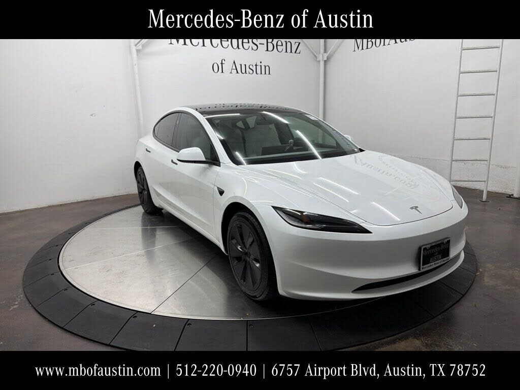 2025 TESLA Model 3