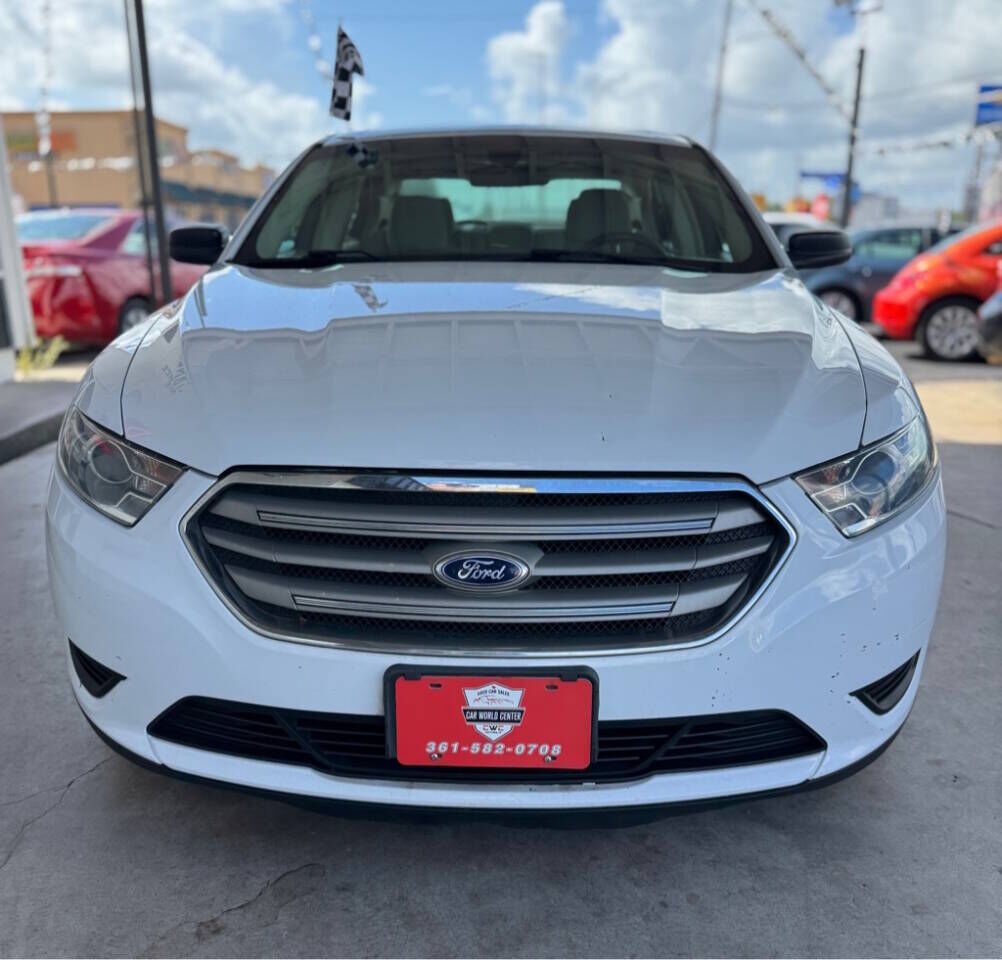 2016 FORD Taurus