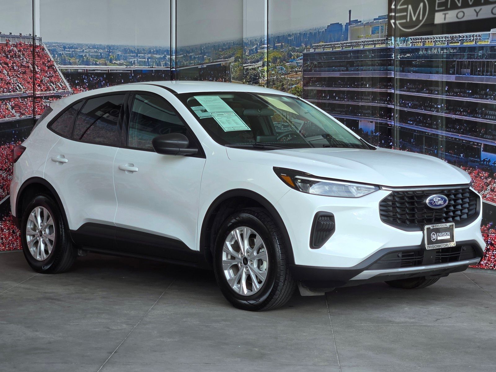 2025 FORD Escape