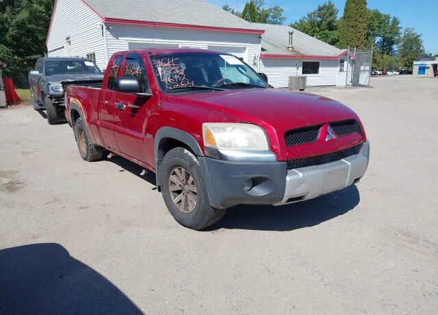 2006 MITSUBISHI Raider