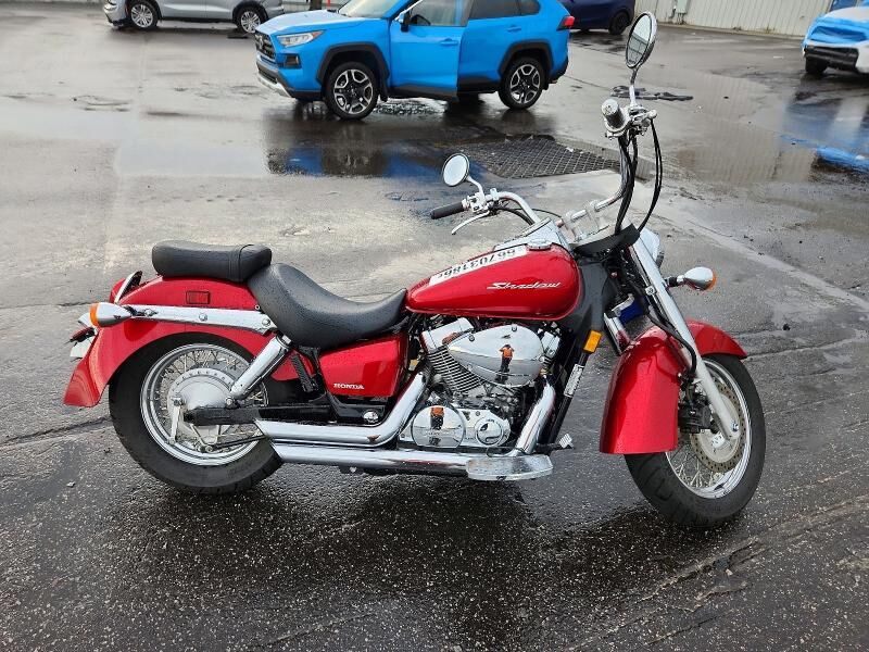 2015 HONDA VT750