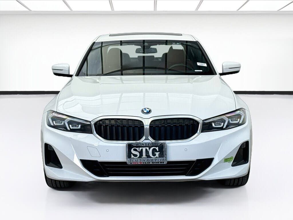 2023 BMW 330e
