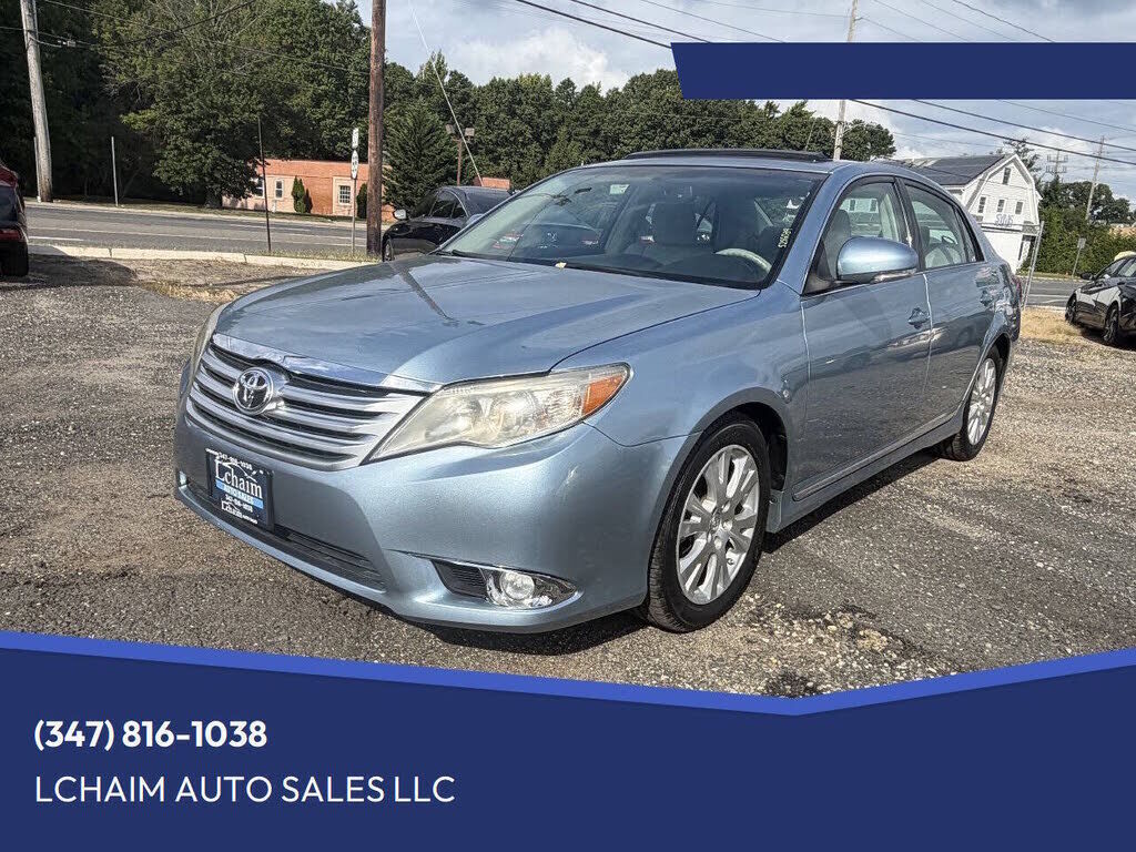 2011 TOYOTA Avalon