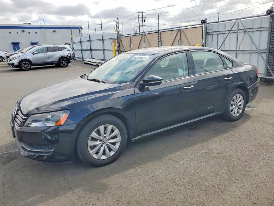2012 VOLKSWAGEN Passat