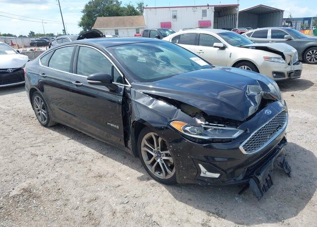 2019 FORD Fusion