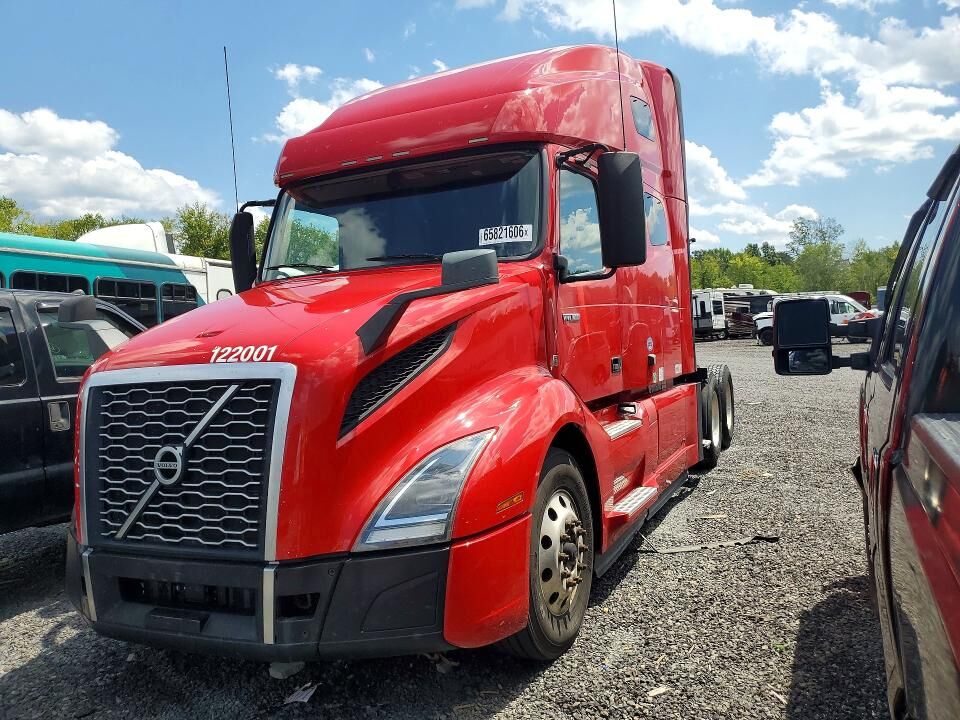 2022 VOLVO TRUCK VNL