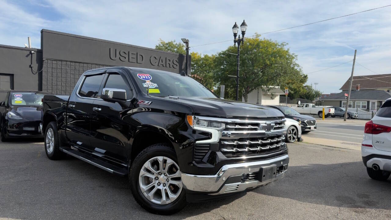 2023 CHEVROLET Silverado
