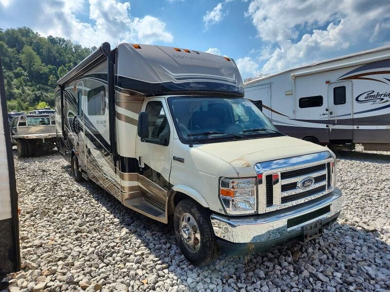 2013 FORD E-450