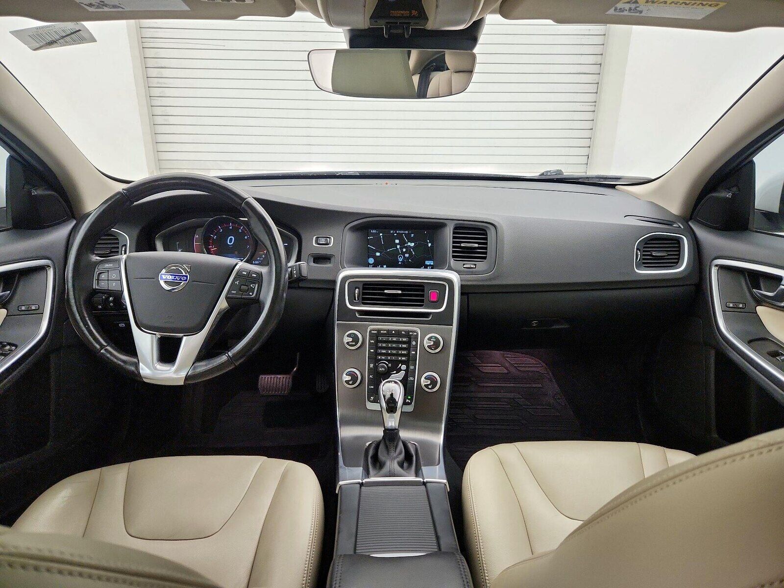 2016 VOLVO S60