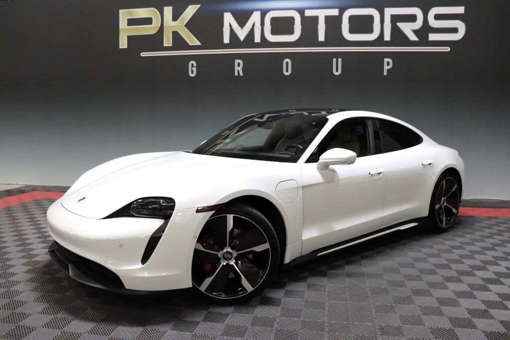 2022 PORSCHE Taycan