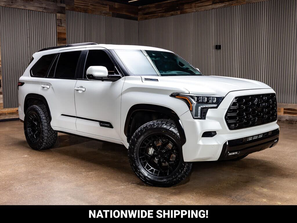 2024 TOYOTA Sequoia
