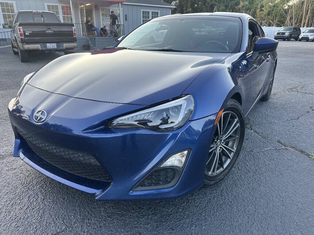 2014 TOYOTA Scion
