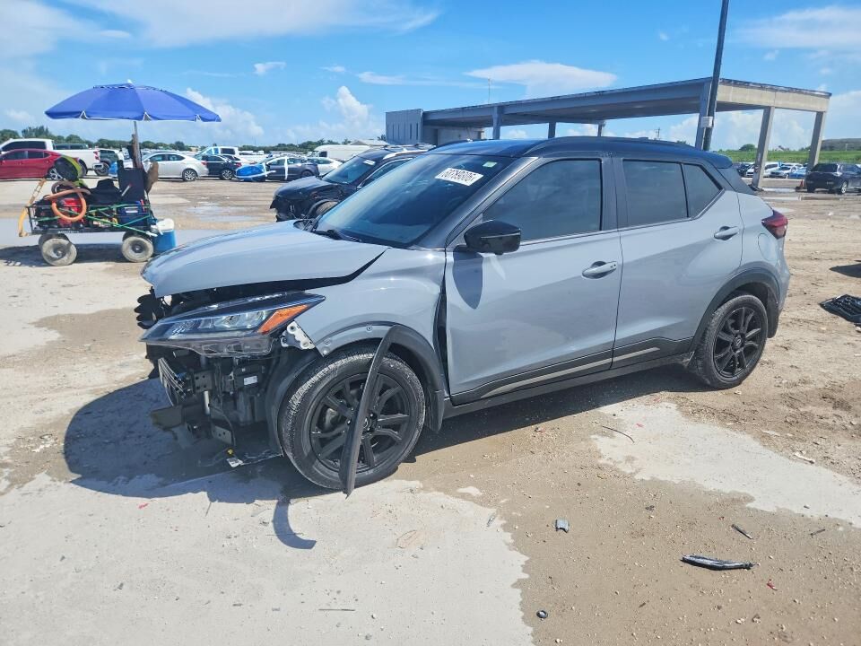 2023 NISSAN Kicks