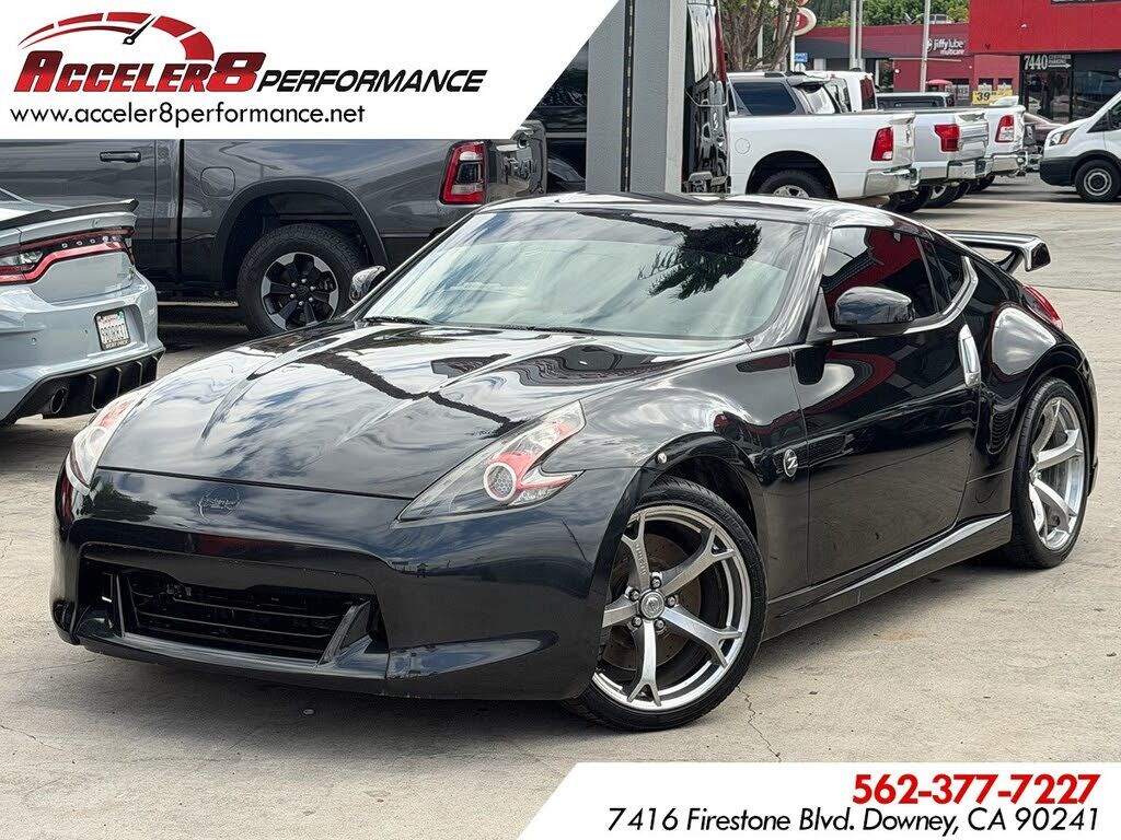 2012 NISSAN 370Z