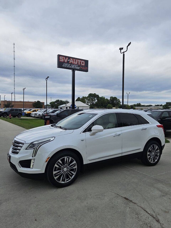2017 CADILLAC XT5