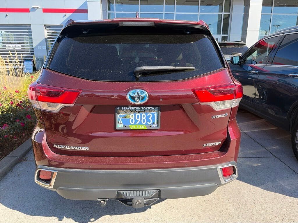2017 TOYOTA Highlander