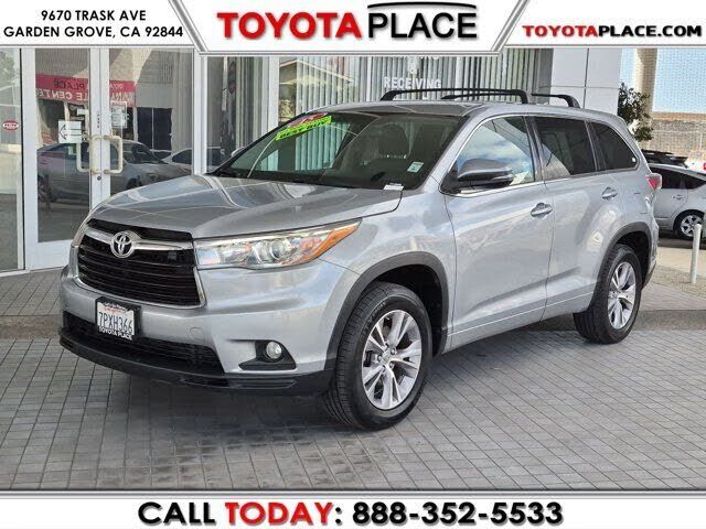 2015 TOYOTA Highlander