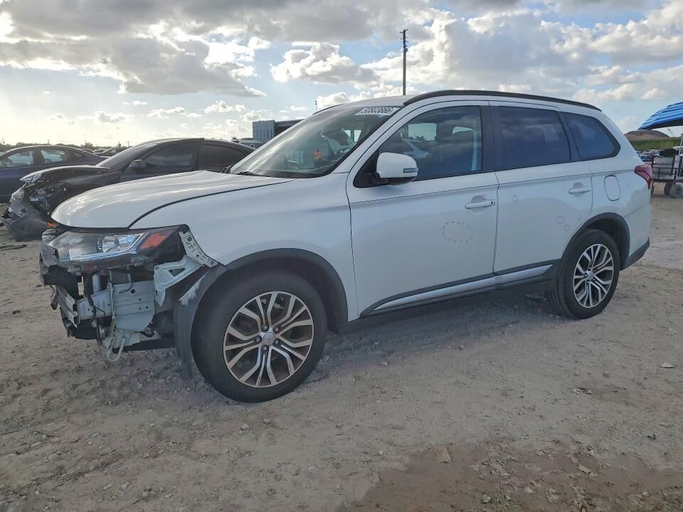 2017 MITSUBISHI Outlander