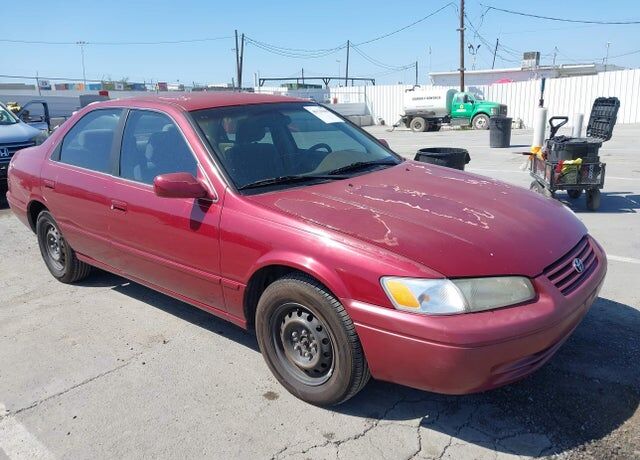 1998 TOYOTA Camry
