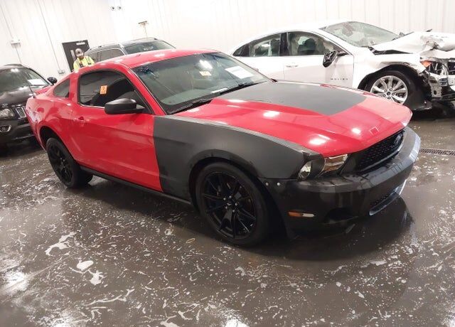 2010 FORD Mustang