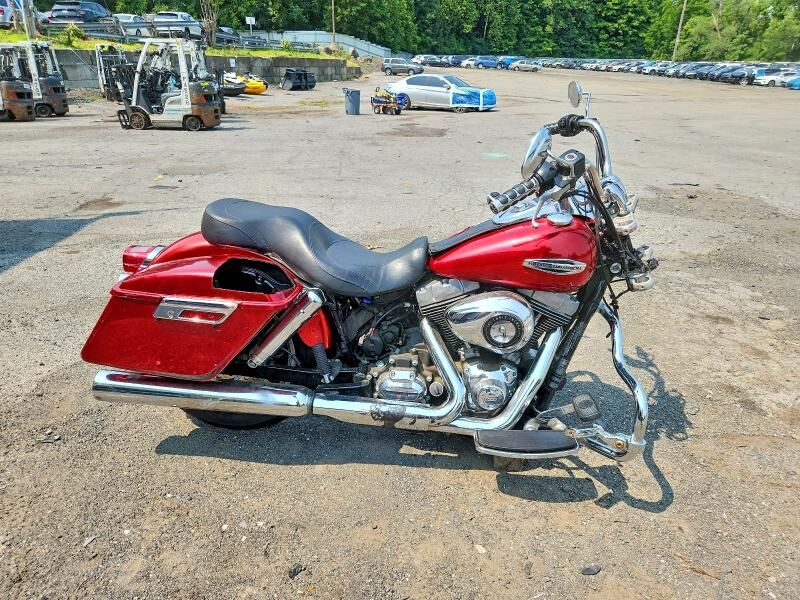 2013 HARLEY DAVIDSON Switchback