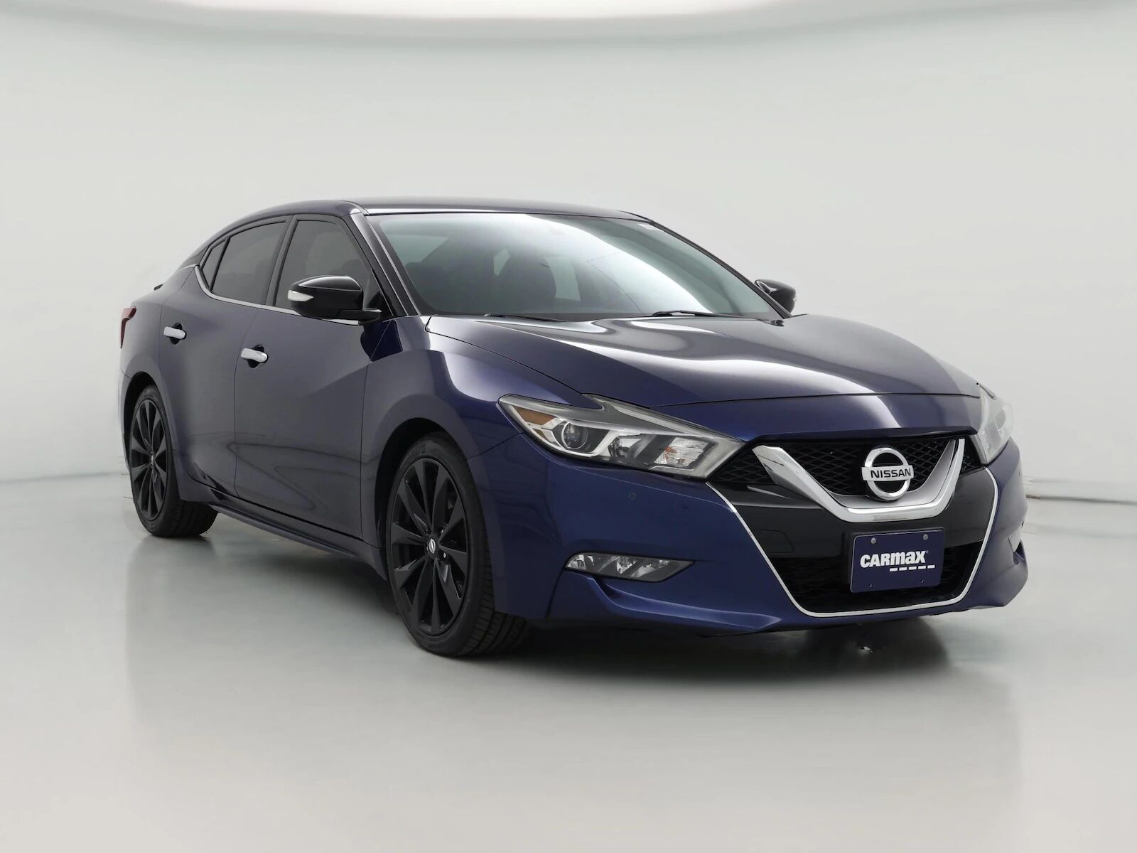 2017 NISSAN Maxima