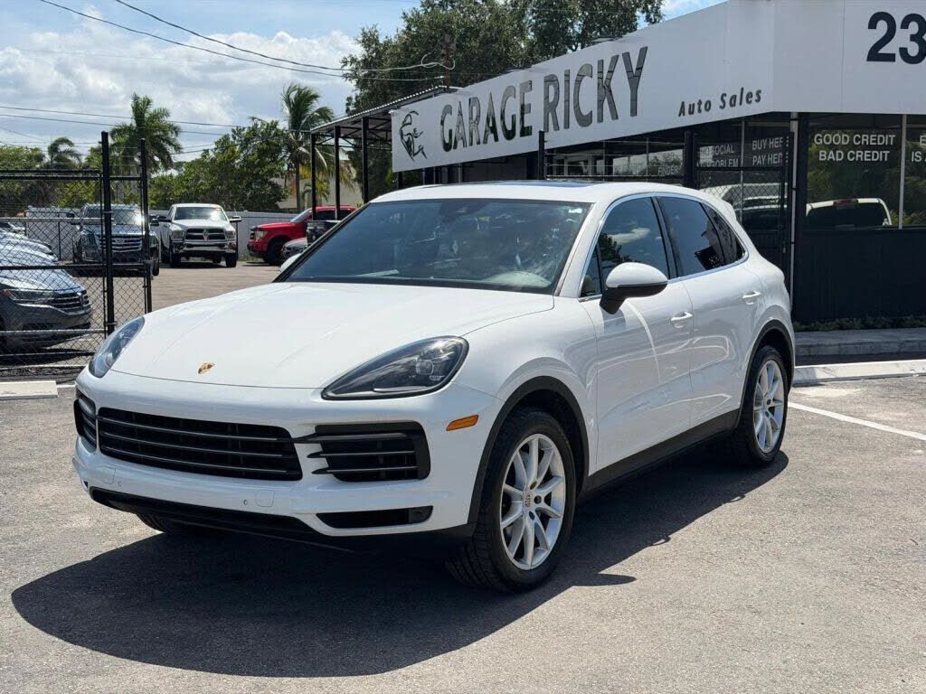 2020 PORSCHE Cayenne