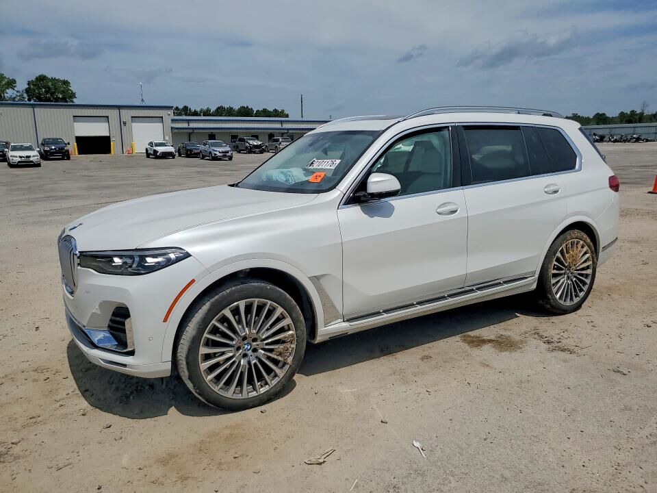 2022 BMW X7