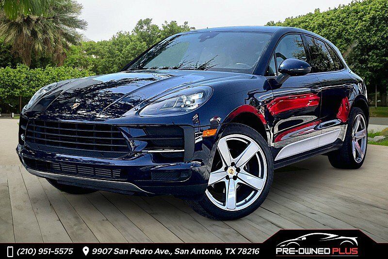2019 PORSCHE Macan