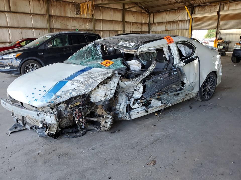 2015 TOYOTA SCION