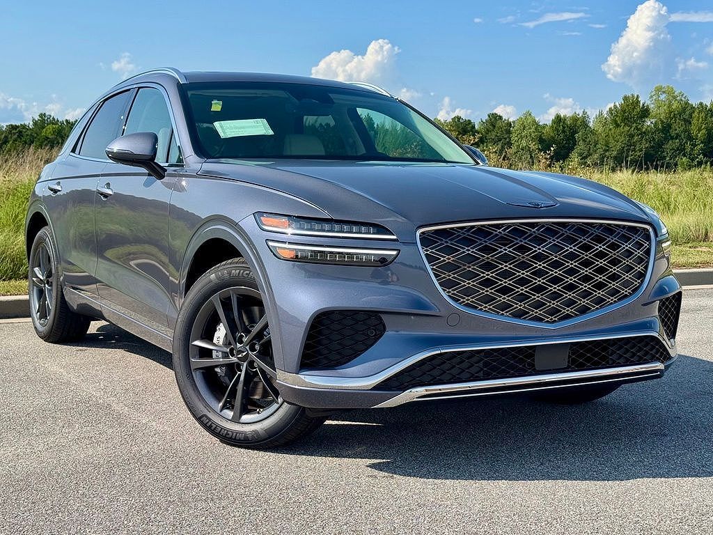 2027 GENESIS GV70