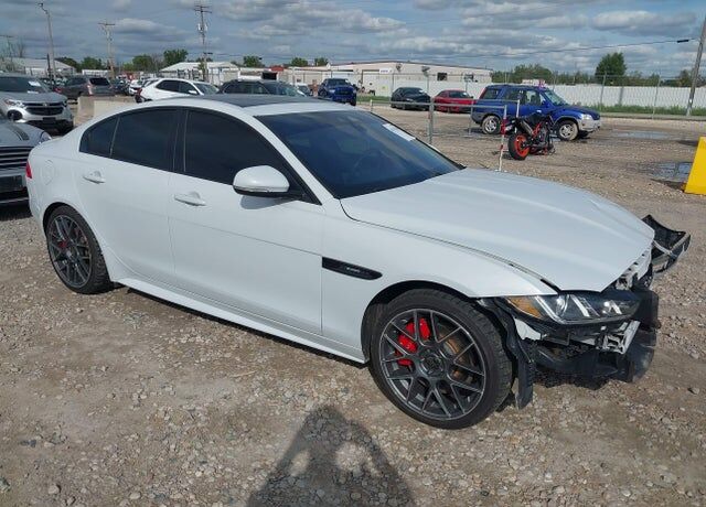 2017 JAGUAR XE