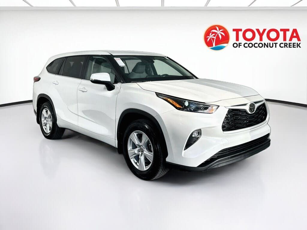 2025 TOYOTA Highlander
