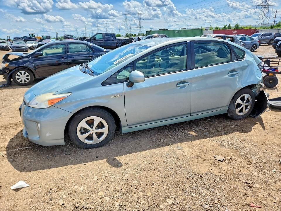 2015 TOYOTA PRIUS