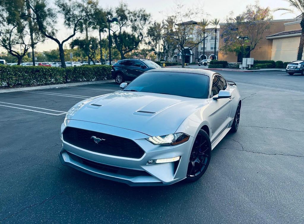 2019 FORD Mustang