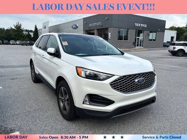 2023 FORD Edge