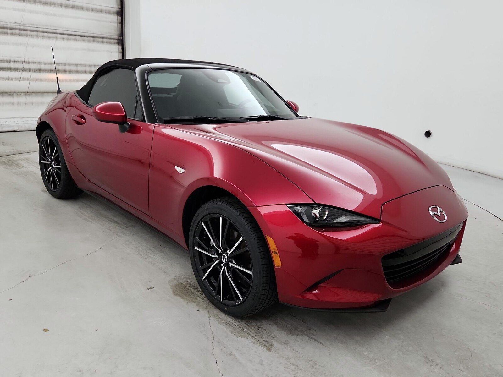 2025 MAZDA MX-5