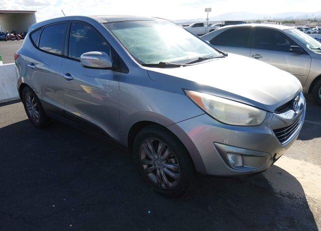 2013 HYUNDAI Tucson