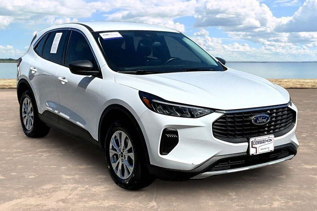 2023 FORD Escape