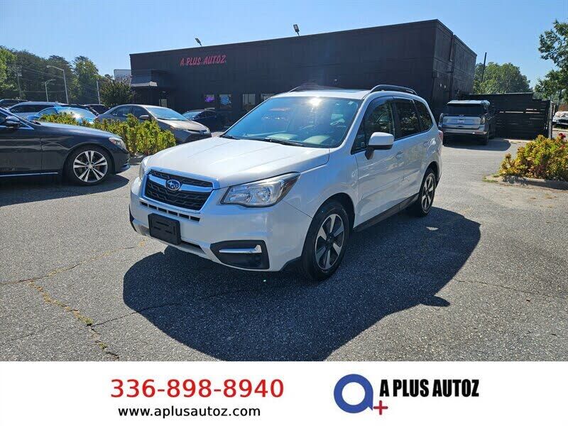 2017 SUBARU Forester