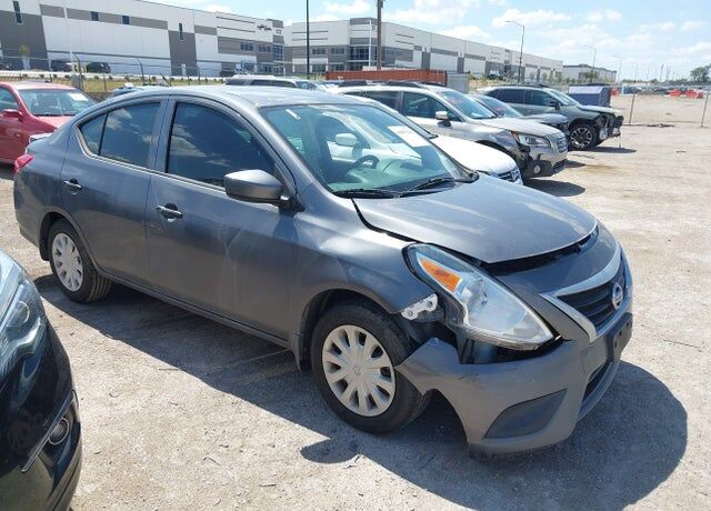 2018 NISSAN Versa