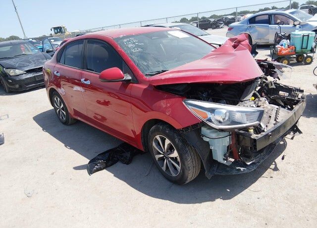2022 KIA Rio