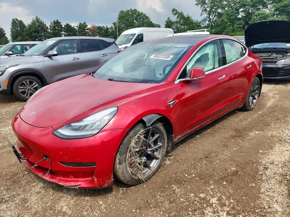 2018 TESLA Model 3