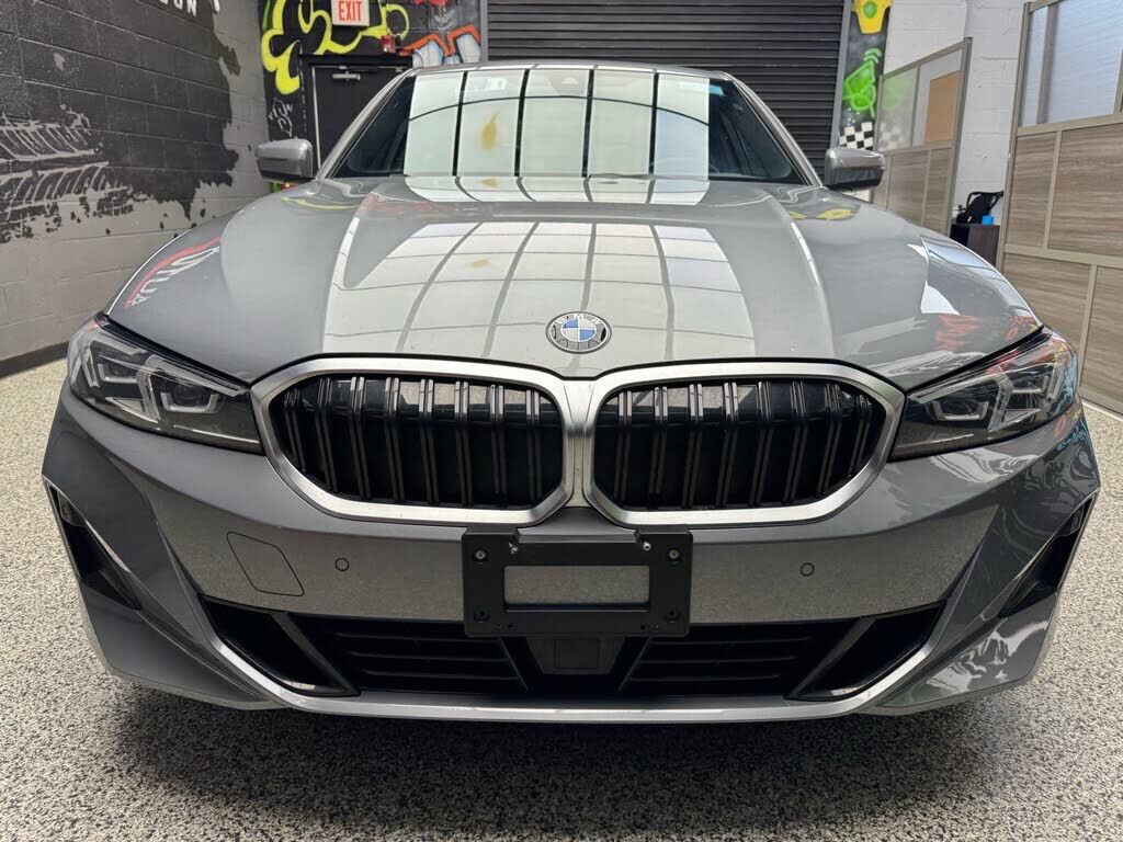 2025 BMW 330i
