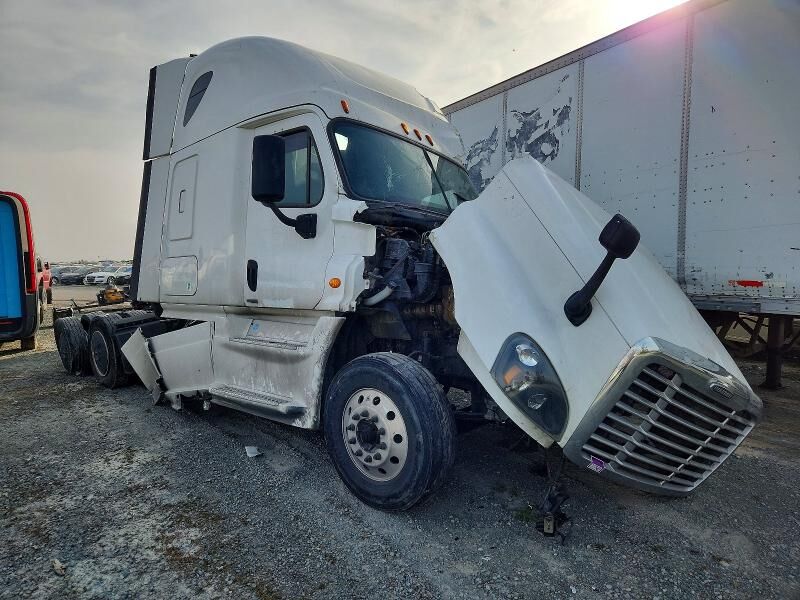 2018 FREIGHTLINER Cascadia
