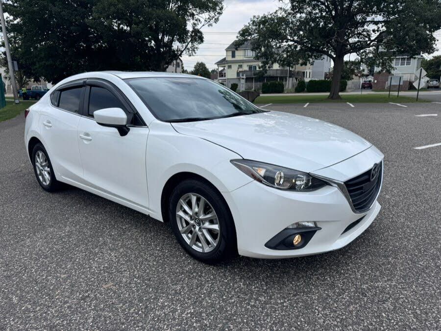 2016 MAZDA Mazda3